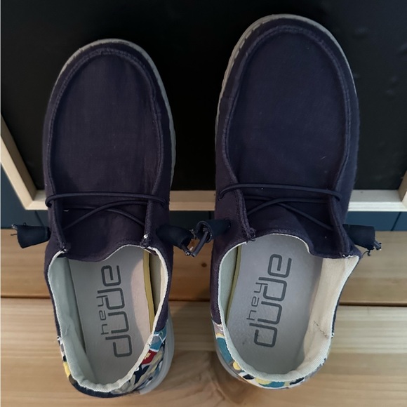 Hey Dudes, Size 7 Medium blue color with a splash of colorful design on the back - Picture 4 of 6